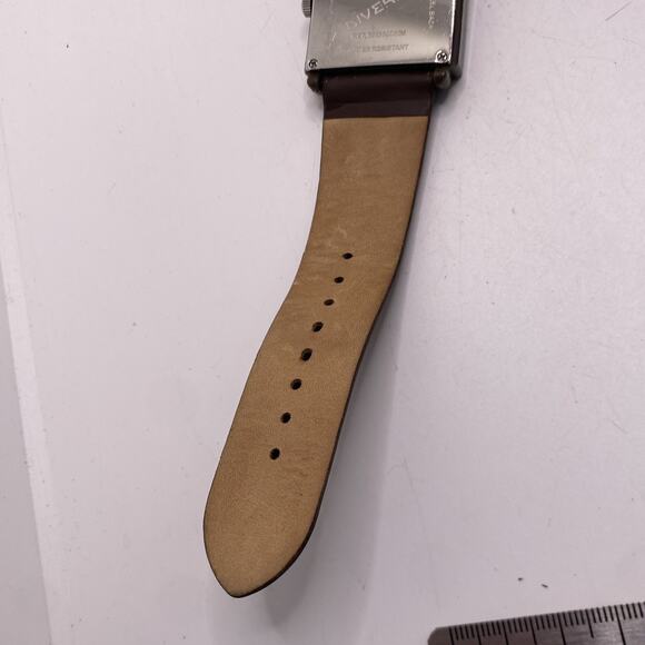 Haurex Italy Womens Square Luxury Watch Brown Leather Works  display picture 1